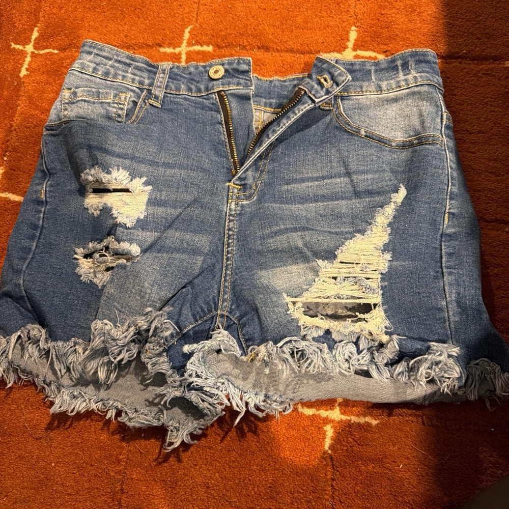 Distressed Denim Shorts with Frayed Hem